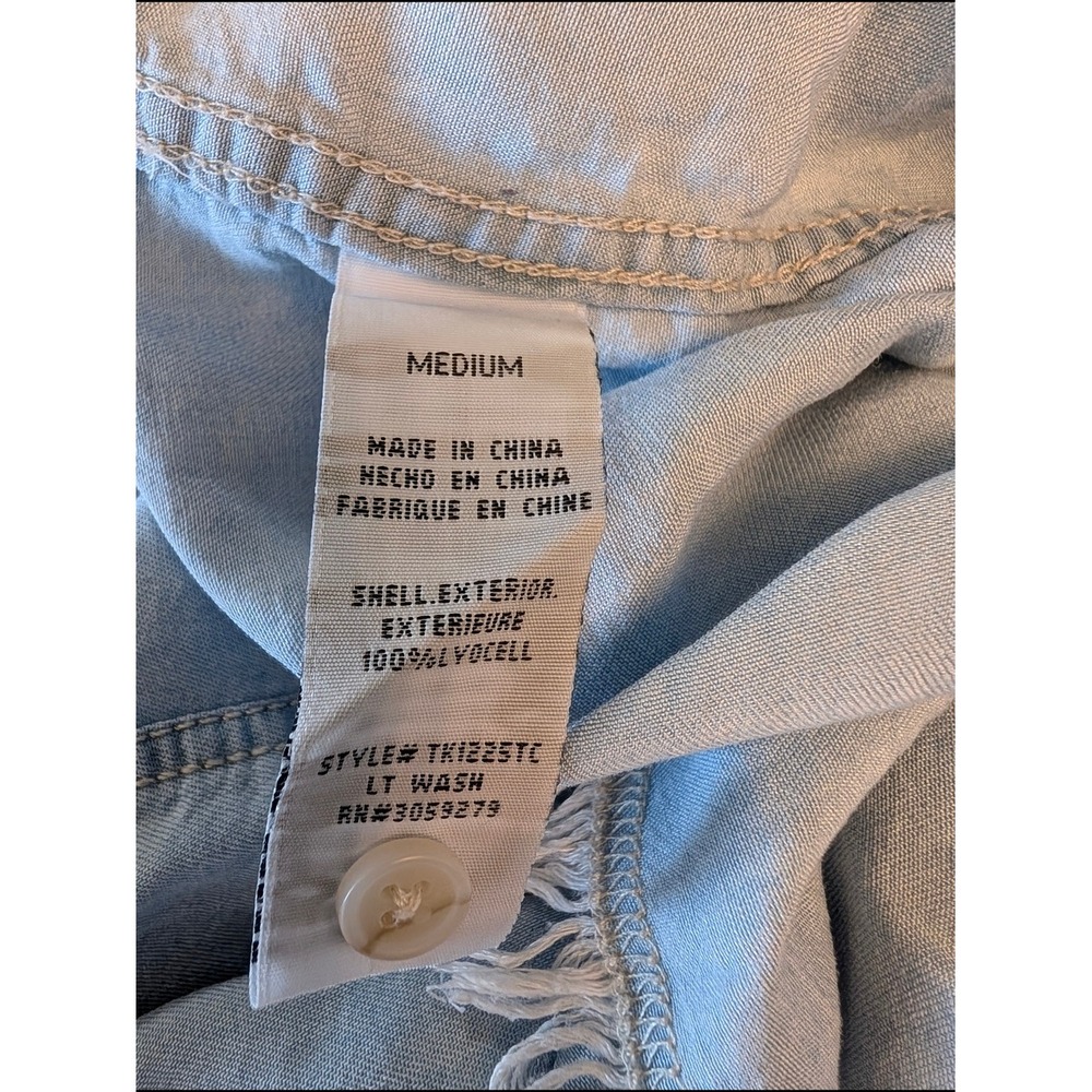 Thread & Supply Light Wash Lyocell Chambray Shirt Dress Frayed Hem Size Medium - Picture 14 of 15